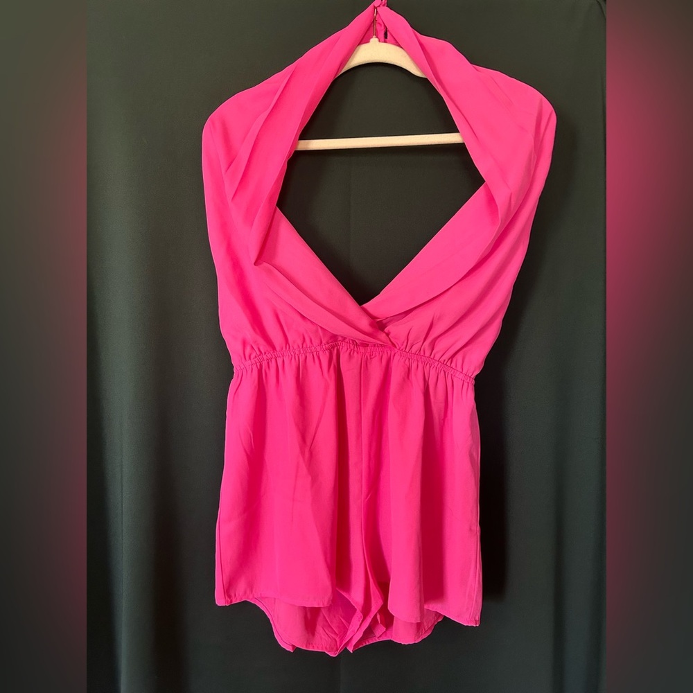 Superdown Pink Ruched Halter Tank Top. WORN ONCE BRAND NEW CONDITION